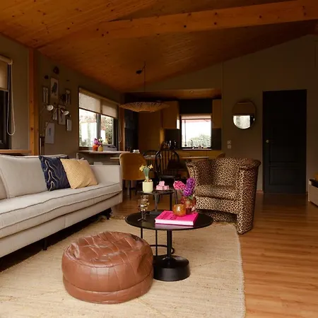 Holiday home Tukken Op De Maashorst Schaijk